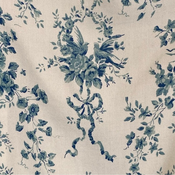 LAST CHANCE ASOS Blue Floral Mini Dress - Picture 2 of 9